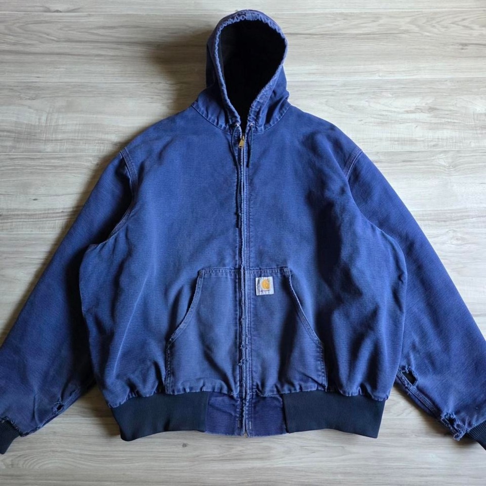 Vintage Carhartt J03 NVY Thermal Active Jacket